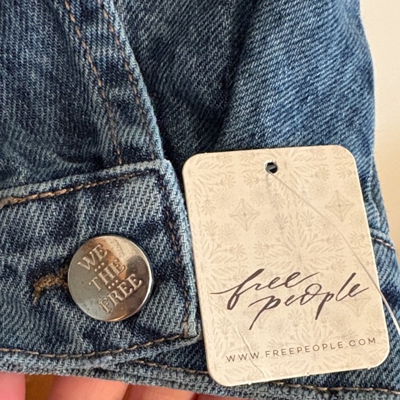 NWT! Free People We the Free Jade Denim Jacket - Picture 5 of 8